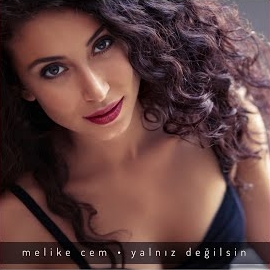 Melike Cem Yalnız Değilsin